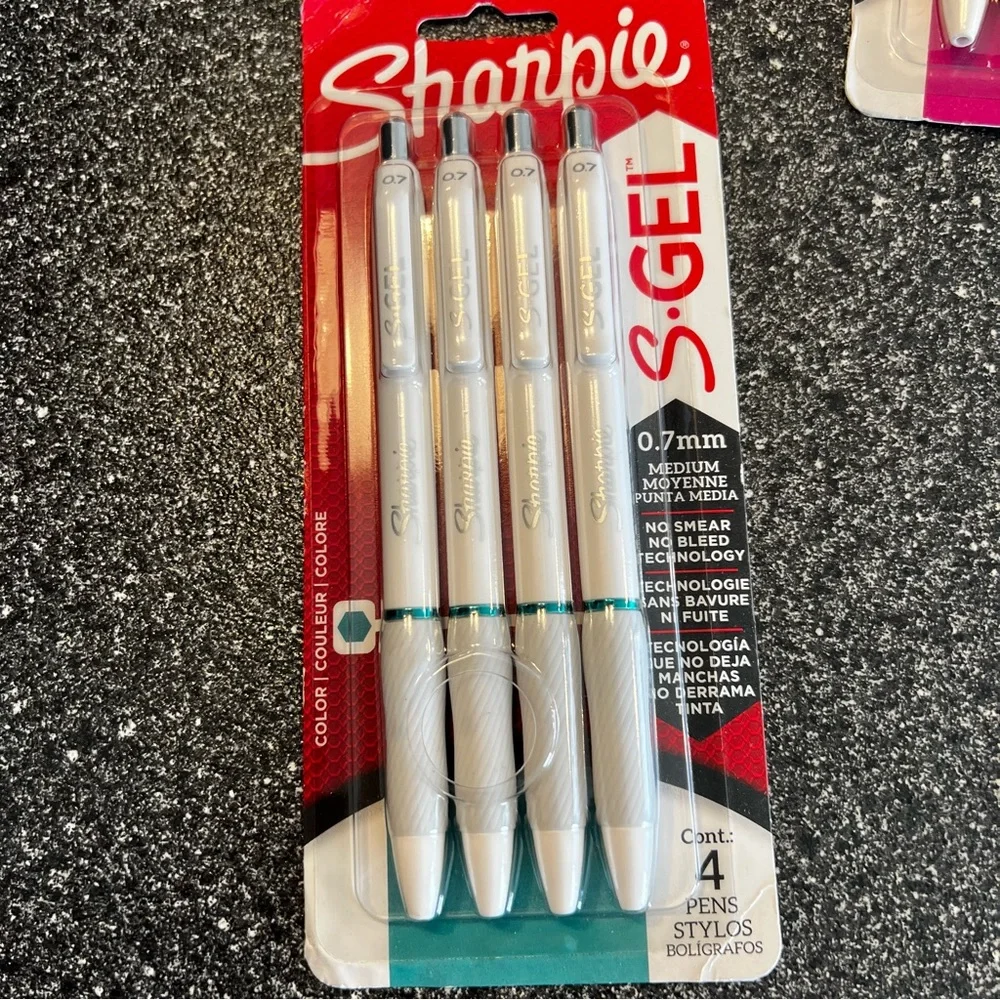 3 packs Sharpie S- Gel Pens, Medium Point 0.7mm
(4 count) Mixed Colors - Picture 3 of 8